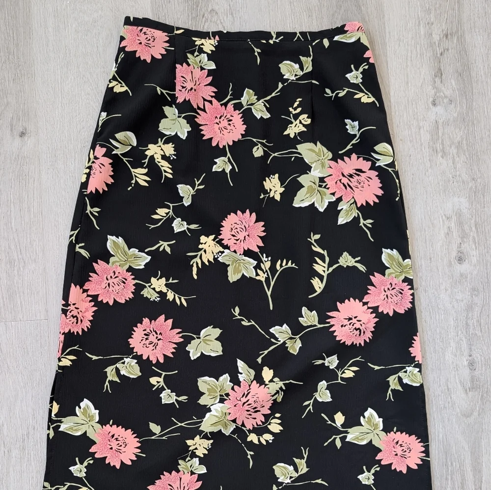 Vintage Carroll Reed Made In Canada Floral Fairy Festival Black Midi Skirt Sz M - Picture 2 of 8